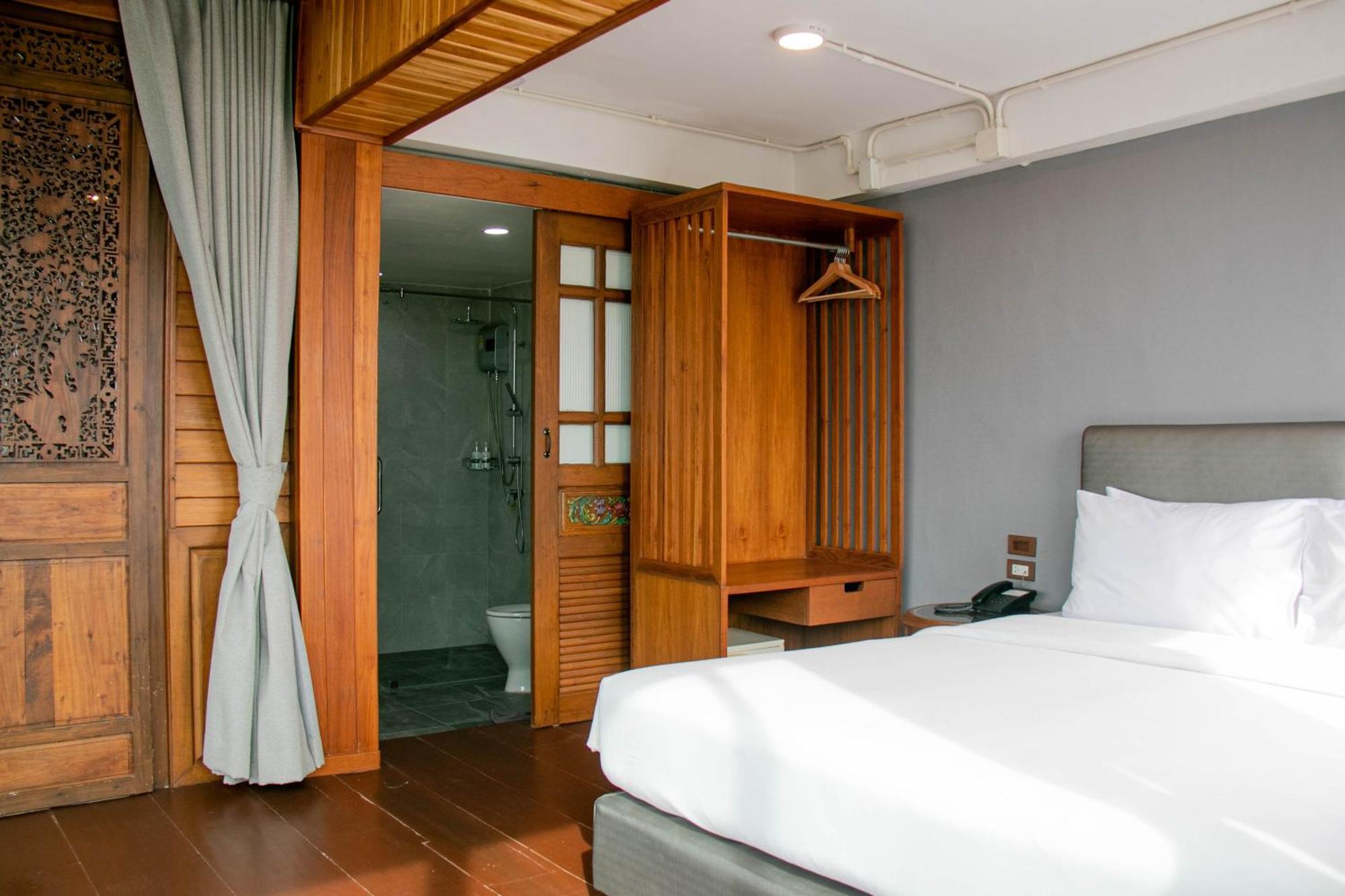 Lamphu Tree House Boutique Hotel Bangkok Exterior photo