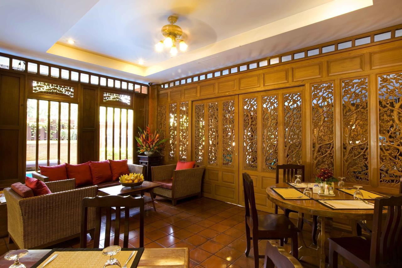 Lamphu Tree House Boutique Hotel Bangkok Exterior photo